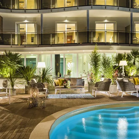 Grand 4* Pietra Ligure