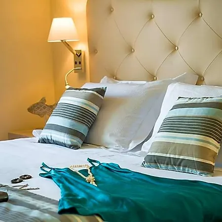 Grand Hotel