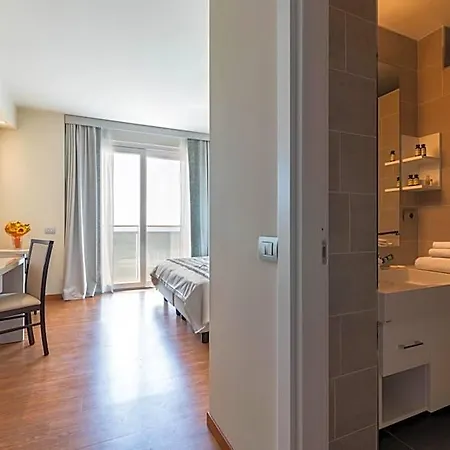 Hotel Grand 4*