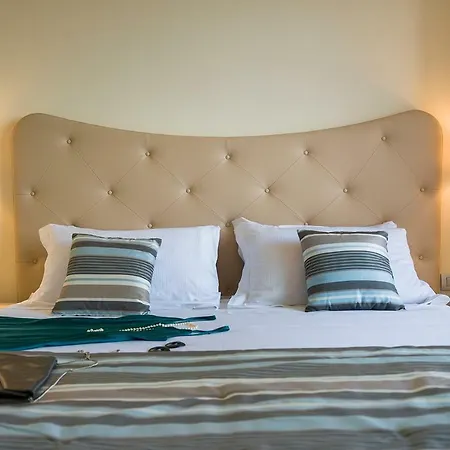 Hotel Grand 4*