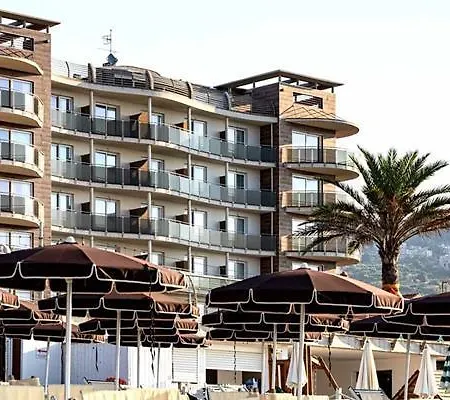 Hotel Grand 4*
